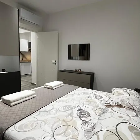 Noemi Apartment